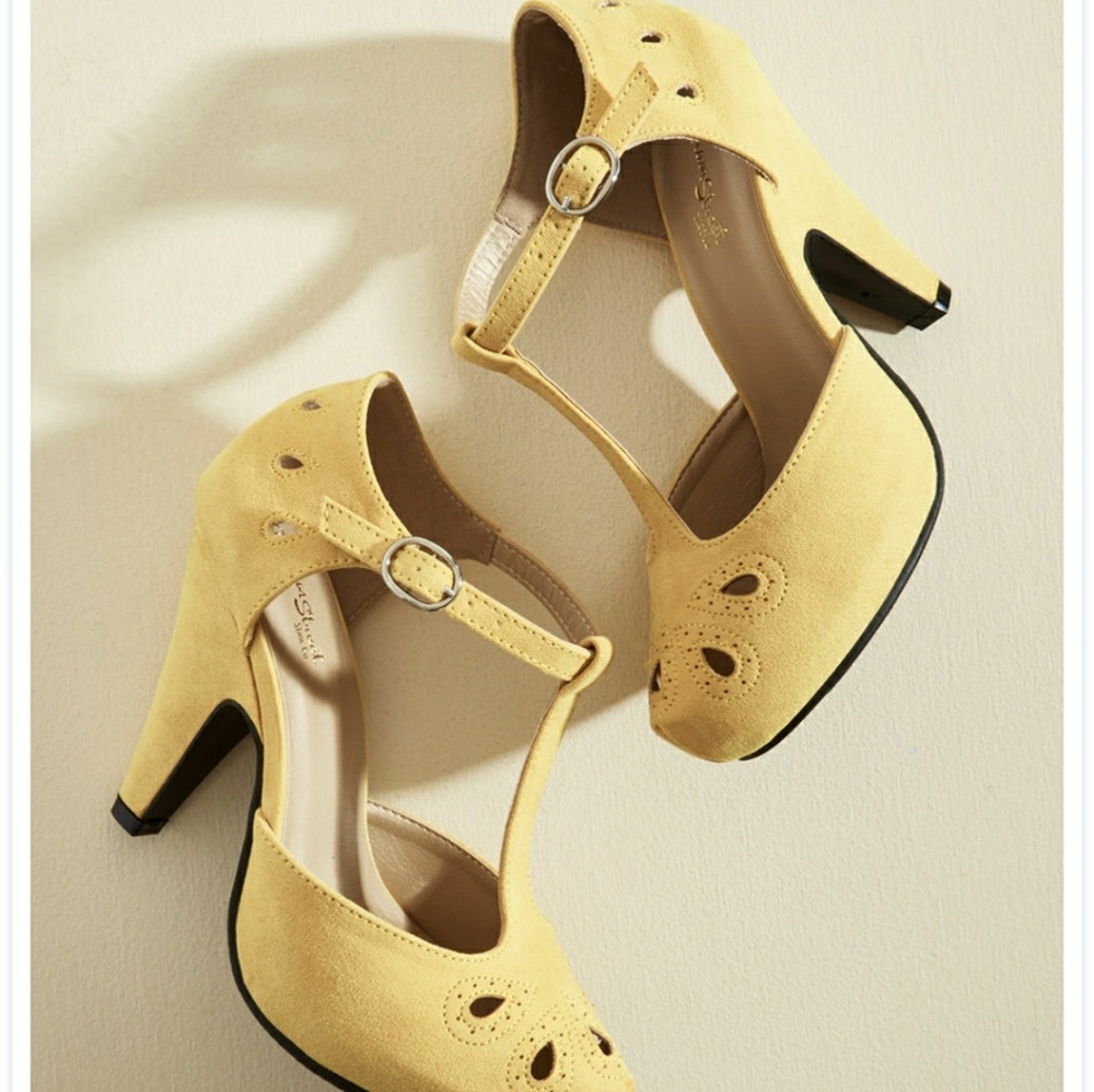 ModCloth Heels in Goldenrod