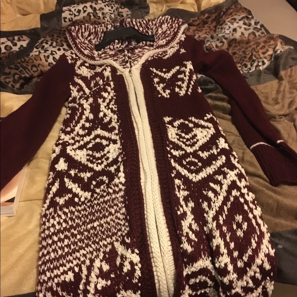 Long sleeved zip up long coat
