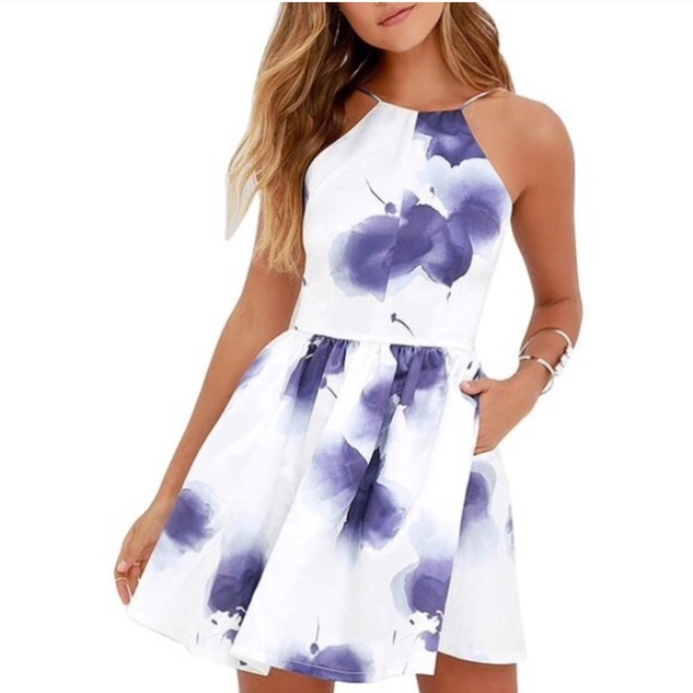 BNWT dress with pockets!