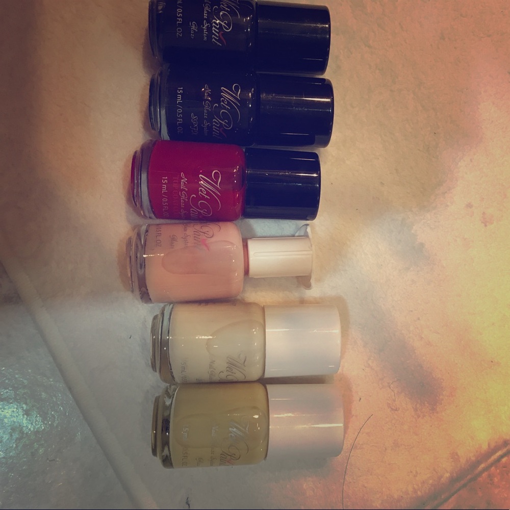 Wet paint nail glaze system change any nail color!