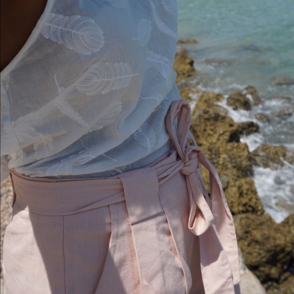 High Waisted shorts - Picture 2 of 4