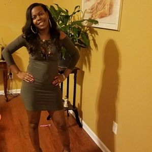 Meet your Posher, Tinika