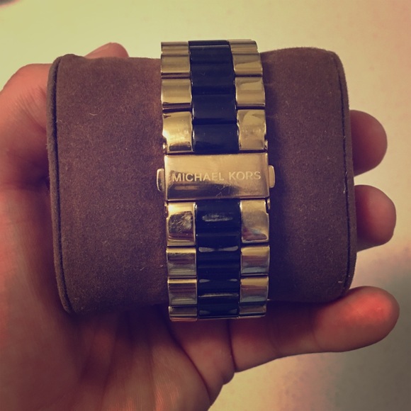 Michael Kors Black / Gold Watch - Picture 2 of 2