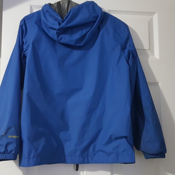 The North Face Boys' Resolve Reflective Rain Jacke - Picture 2 of 4