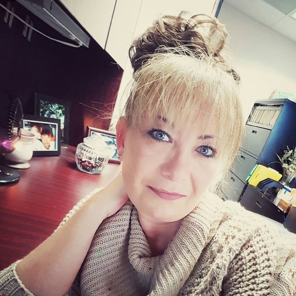 Meet your Posher, Bobbi