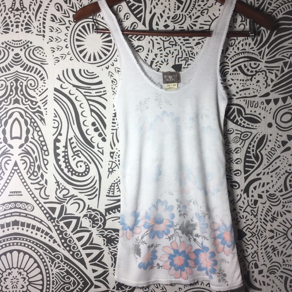 fяєє ρєσρℓє ☾ floral tank