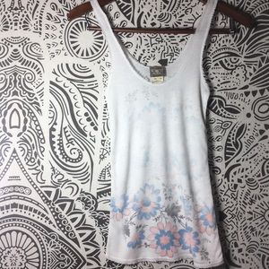 fяєє ρєσρℓє ☾ floral tank