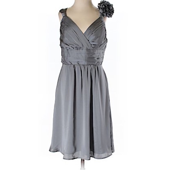 Formal Dress - Picture 1 of 6