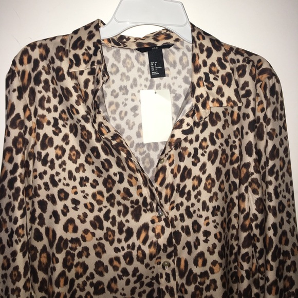 H&M Leopard Print Blouse - Picture 2 of 3