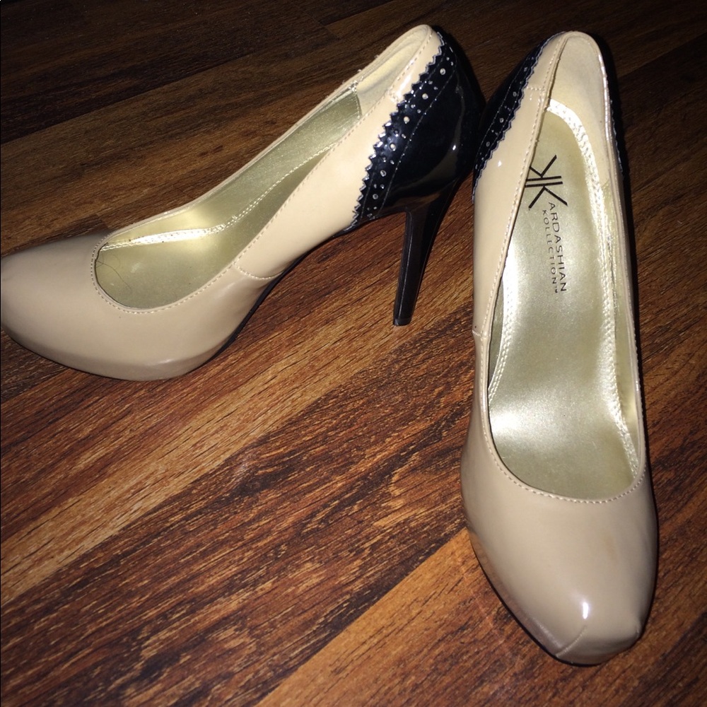 kardashian kollection Nude