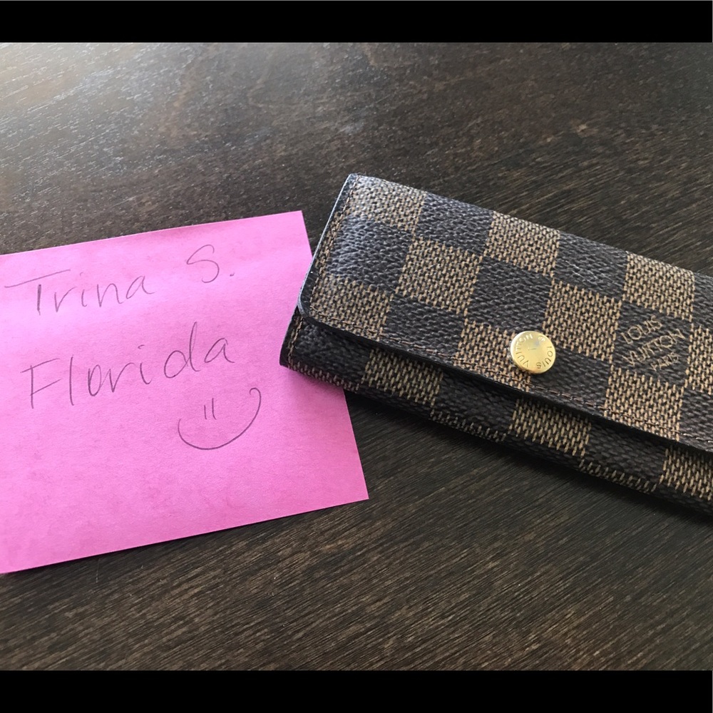 Authentic Louis Vuitton Damier Ebene 4-key holder