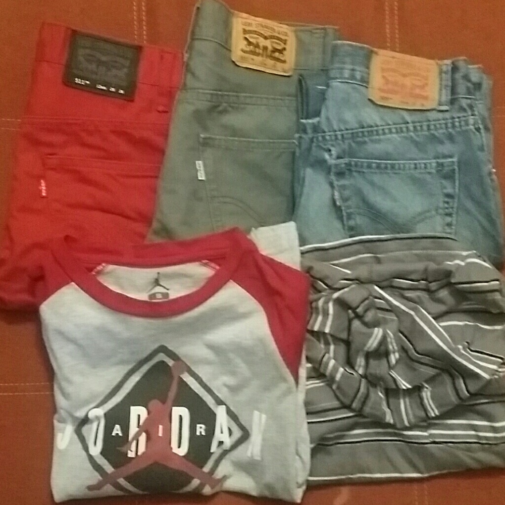 3 pair of Levi Jeans & 2 shirts
