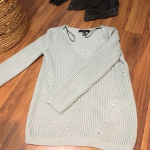 F21 v neck sweater