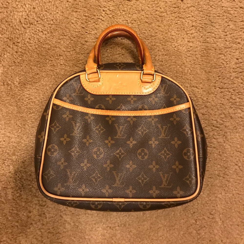 LOUIS VUITTON HANDBAG na
