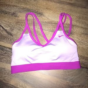 Nike Light Support Sports Bra Purple Small