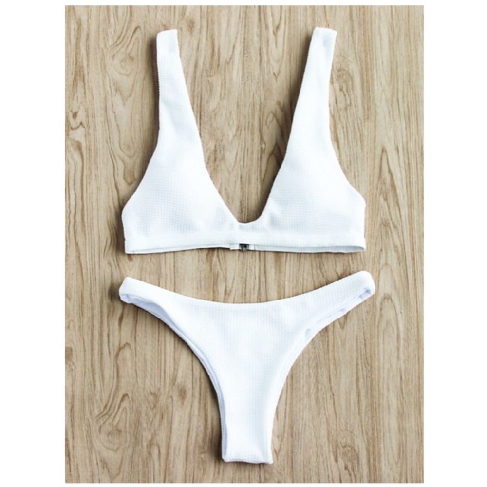 NWT Textured Plunge White Bikini Swimsuit