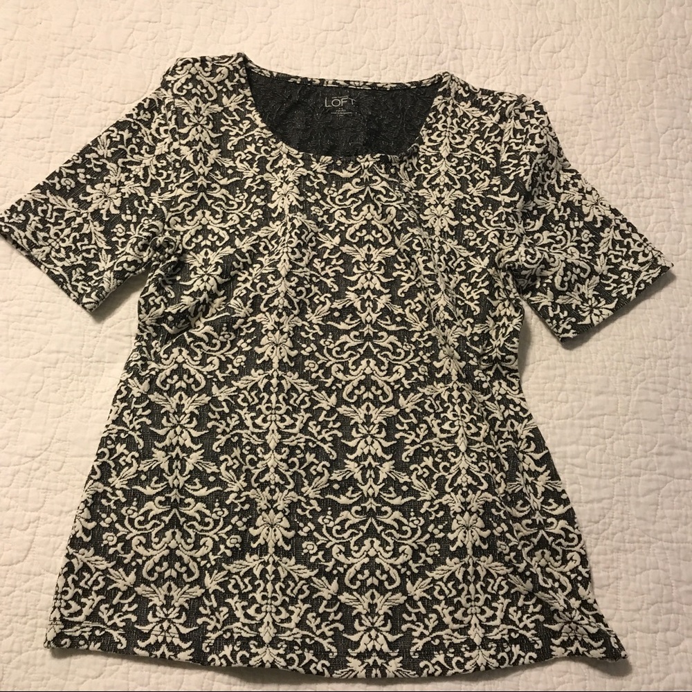 {LOFT} textured short sleeve shirt