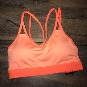 Nike Light Support Sports Bra Orange Small