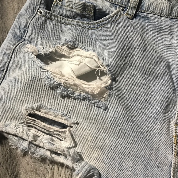 BDG shorts - Picture 2 of 4