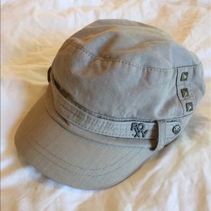 Roxy hat