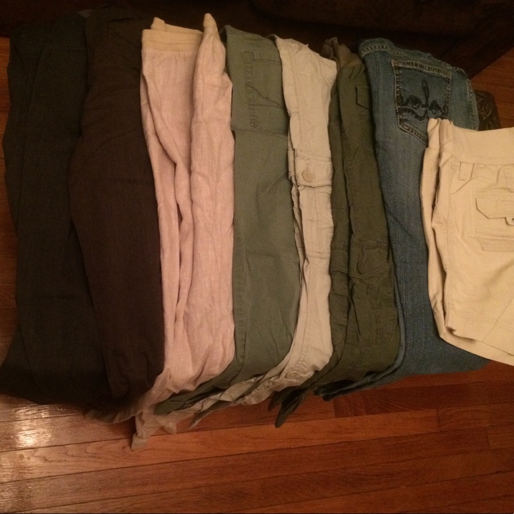 9 Maternity pants bundle!  8 pants, 1 short, small