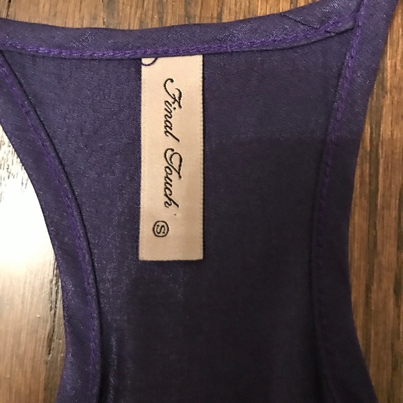 Top - Picture 2 of 2