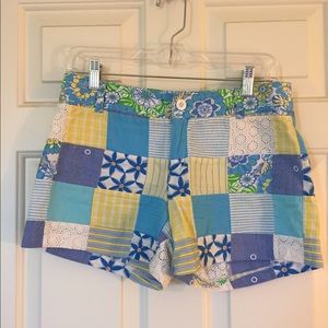 Lilly Pulitzer patterned shorts, size: 2