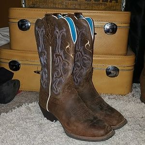 Justin square toe boots