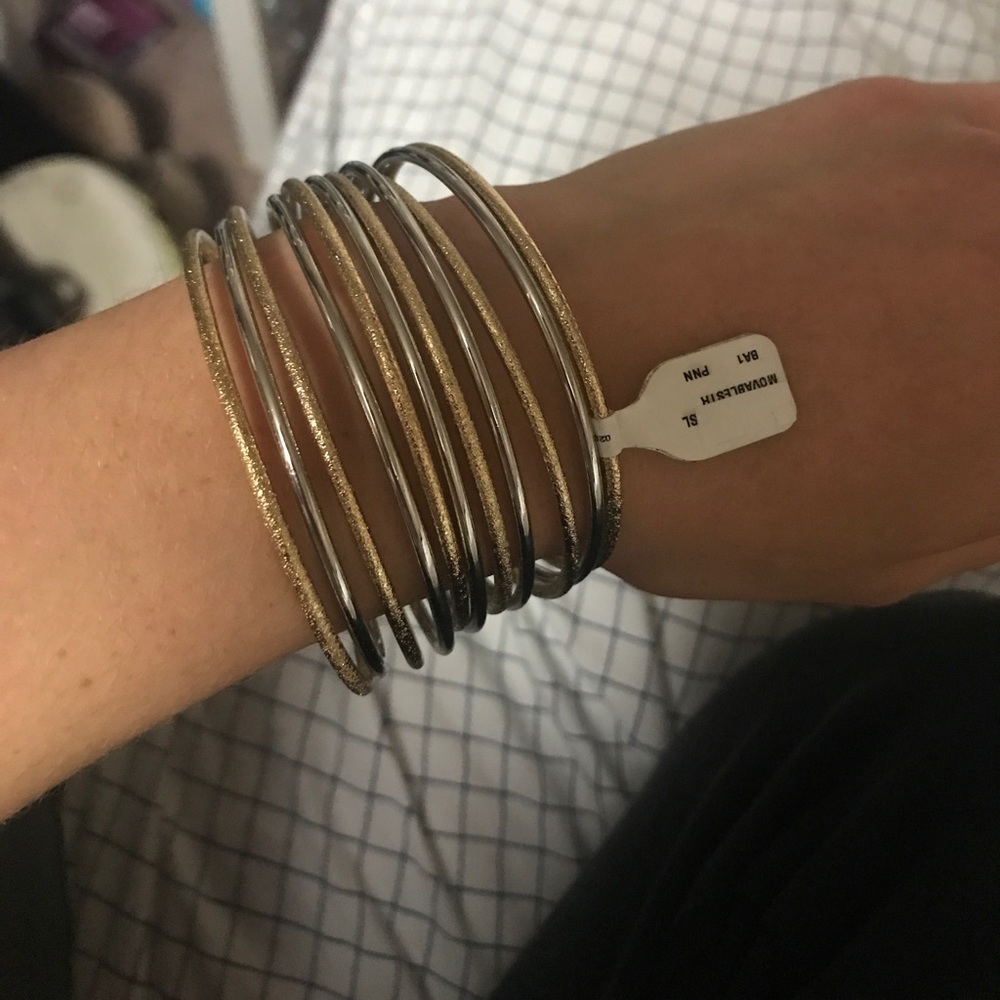 Bracelet