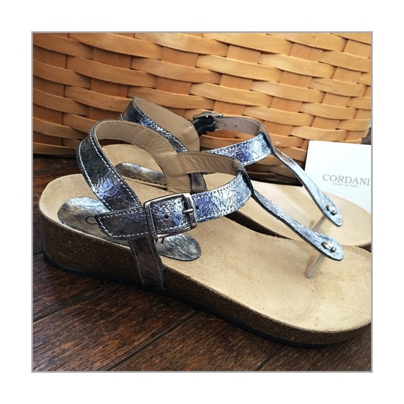 Cordani Italian Blue Flatform Wedge Sandals - Picture 4 of 7