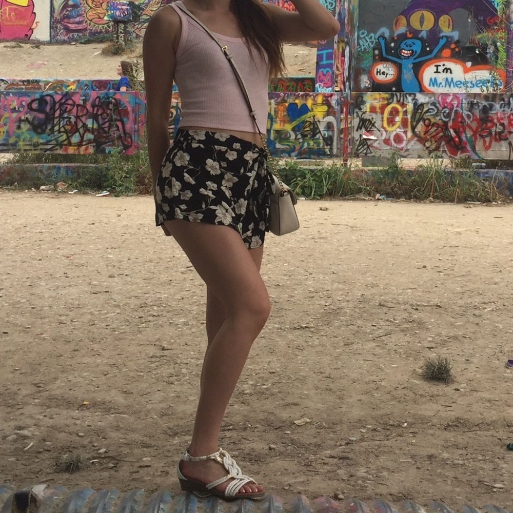 Forever 21 floral skirt/shorts/skort