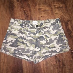 Forever 21 Camo shorts