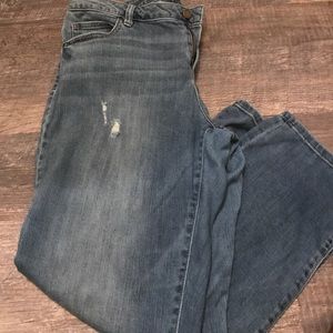 J. Lo Boyfriend Cut Cropped Jeans ☀️7/4 Sale☀️