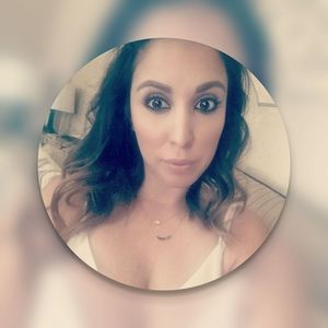 Meet your Posher, Mariela