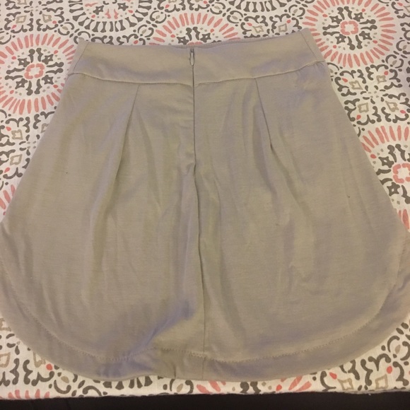 NEW SM grey flirty mini skirt 💃🏻 - Picture 3 of 3