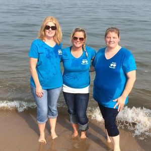 Meet your Posher, Dee