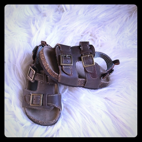 OshKosh B'gosh Other - Velcro strap sandals
