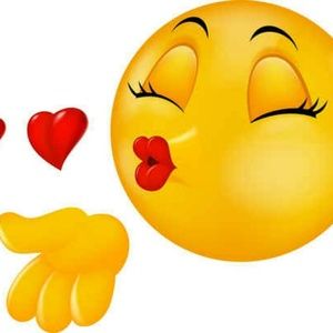 Meet your Posher, Beatriz