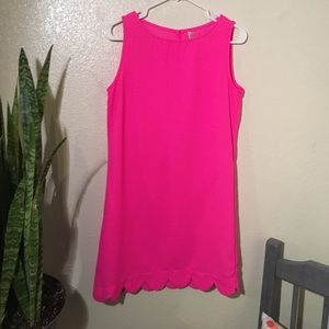 Hot pink scalloped hemmed shift dress