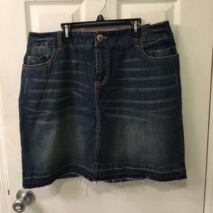 Size 16 denim skort