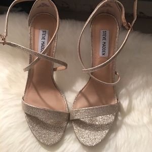 Gold strapped sandals size 8 - Steve Madden