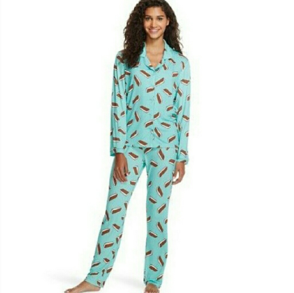 NWT XL Daizies Ice Cream Pajamas