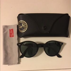 Ray-Ban Rounds Black