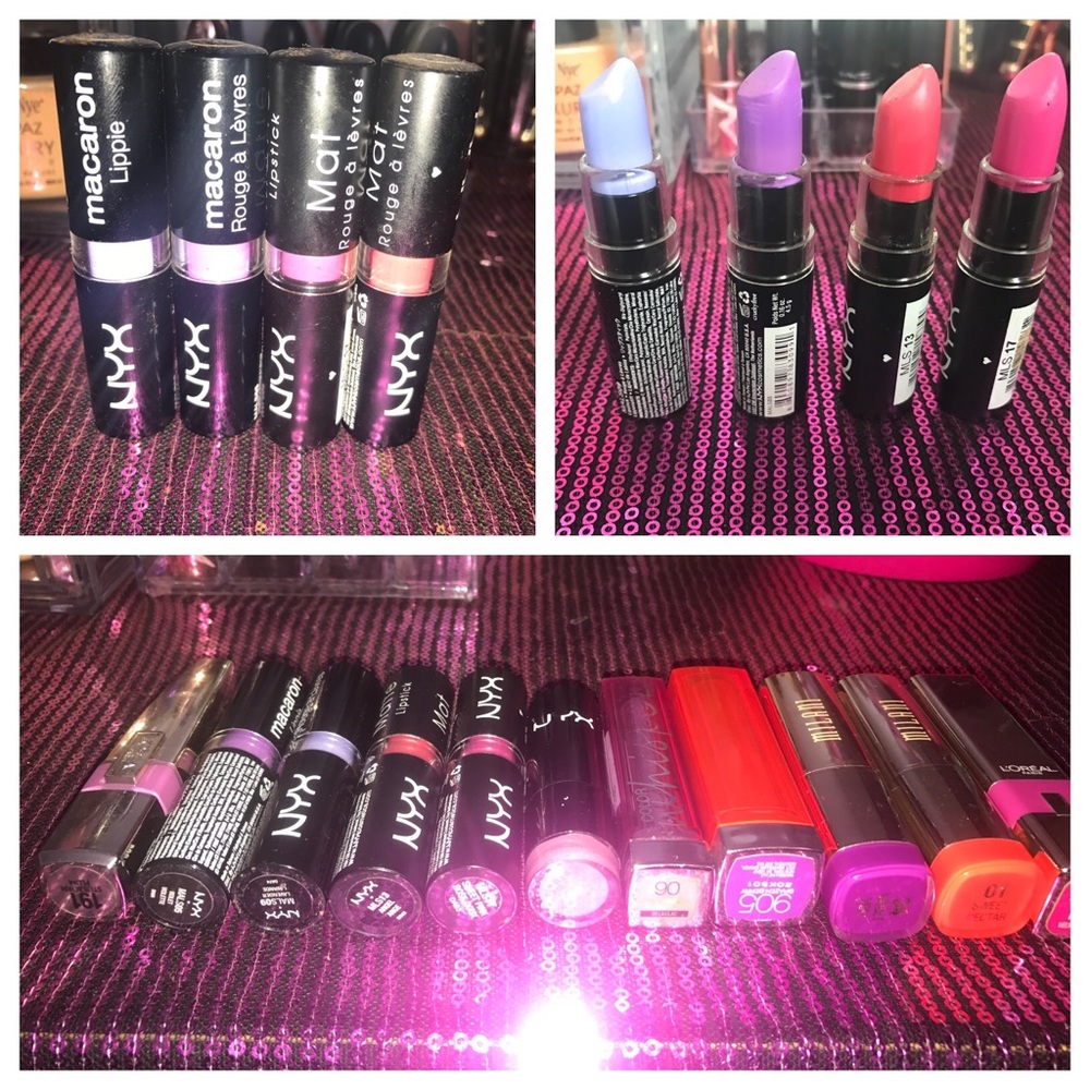 Set of 11 lipsticks and 2 glosses