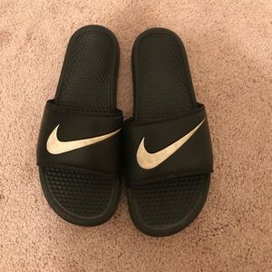 Nike slides