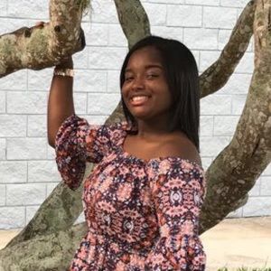 Meet your Posher, Tiara