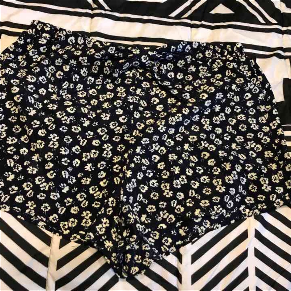 High Waisted Floral Shorts