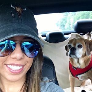 Meet your Posher, Vanessa