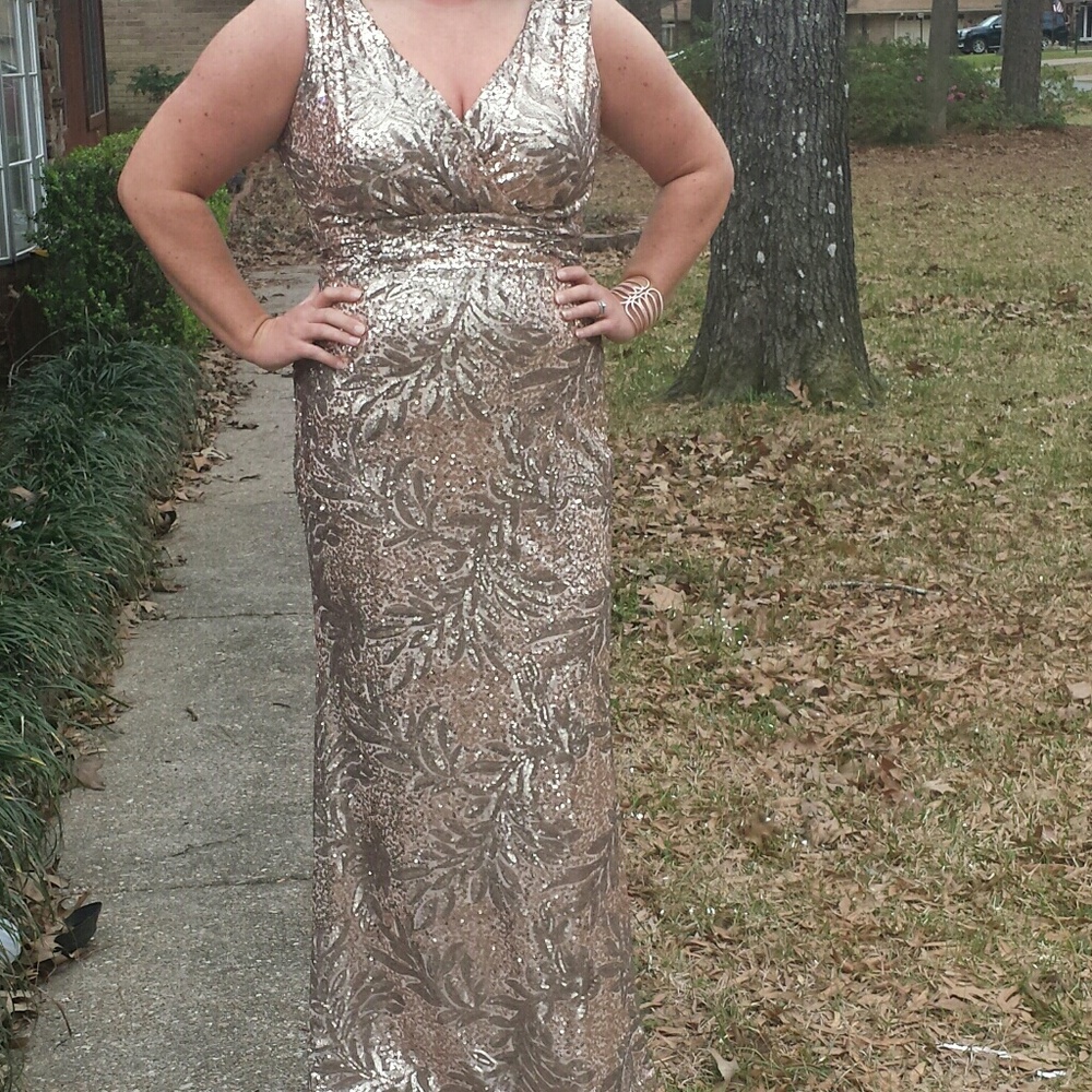 ***FREE SHOEs*** MAKE offer!