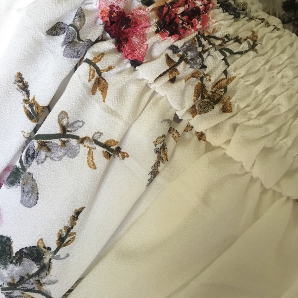 RESTOCK! ✨HP!✨Off Shoulder Boho Floral Maxi Dress✨ - Picture 6 of 7